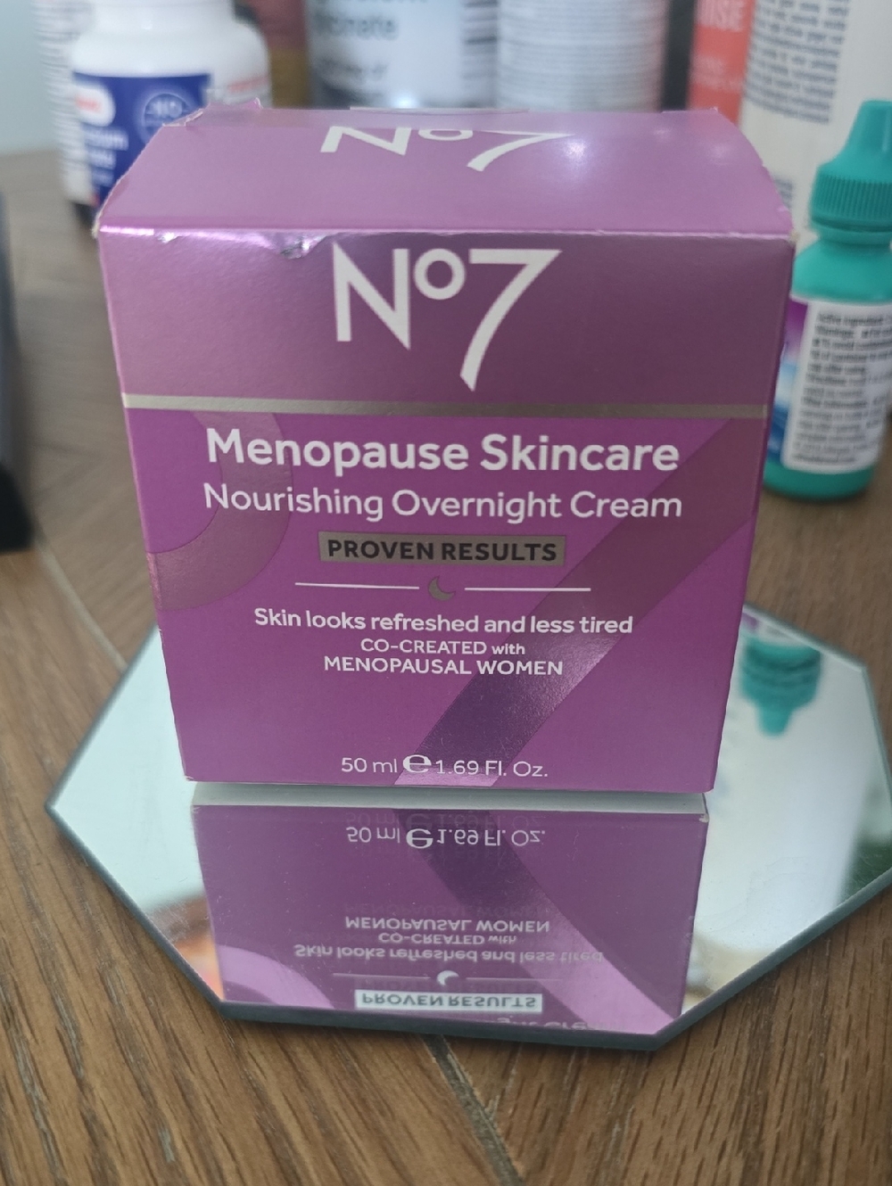 No7 Menopause Skincare Nourishing Overnight Cream - Pink